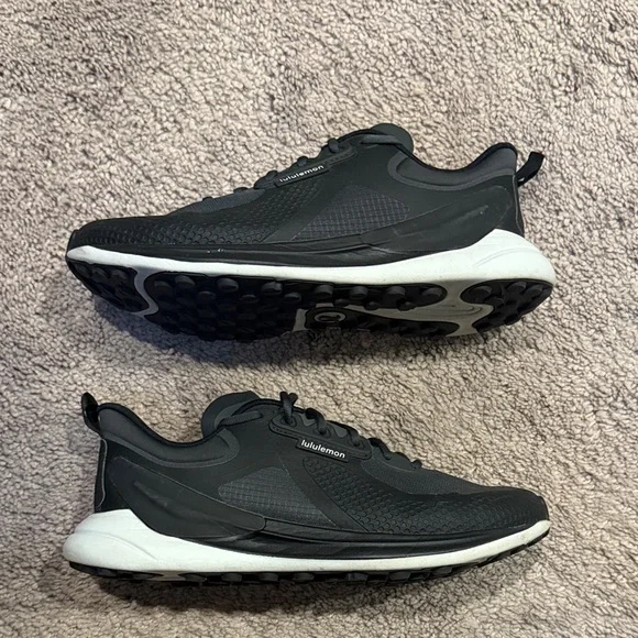 lululemon athletica Blissfeel Trail Running Shoes - Picture 3 of 5